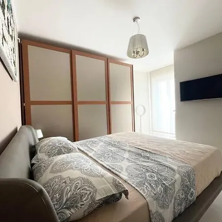 Oxhome Modern 公寓 *