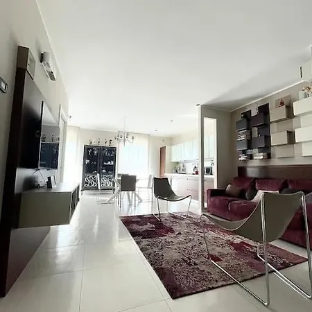 Oxhome Modern Apartment